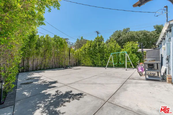 $1,250,000 | 3331 Castera Avenue, Glendale, CA 91208