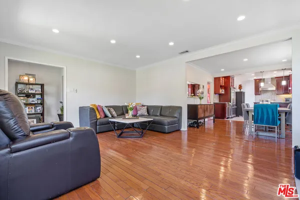 $1,250,000 | 3331 Castera Avenue, Glendale, CA 91208