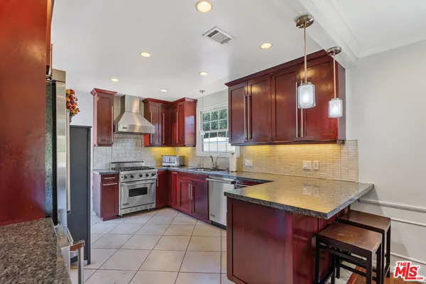 $1,250,000 | 3331 Castera Avenue, Glendale, CA 91208