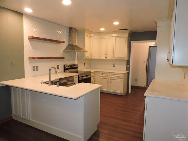 $2,000 | 3223 Windmill Circle, Cantonment, FL 32533