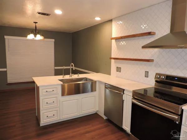 $2,000 | 3223 Windmill Circle, Cantonment, FL 32533