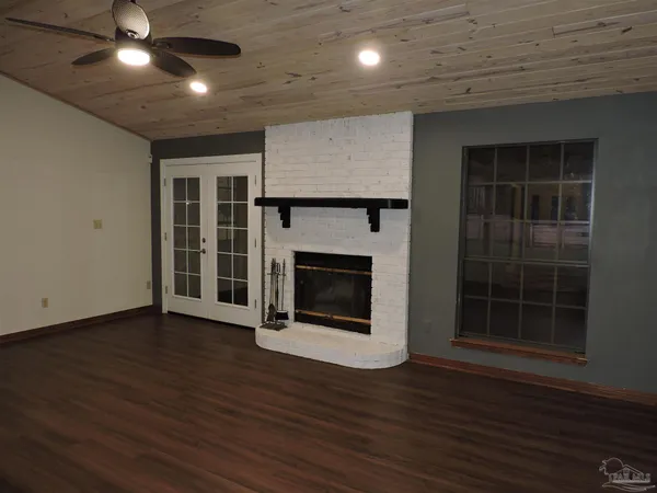 $2,000 | 3223 Windmill Circle, Cantonment, FL 32533