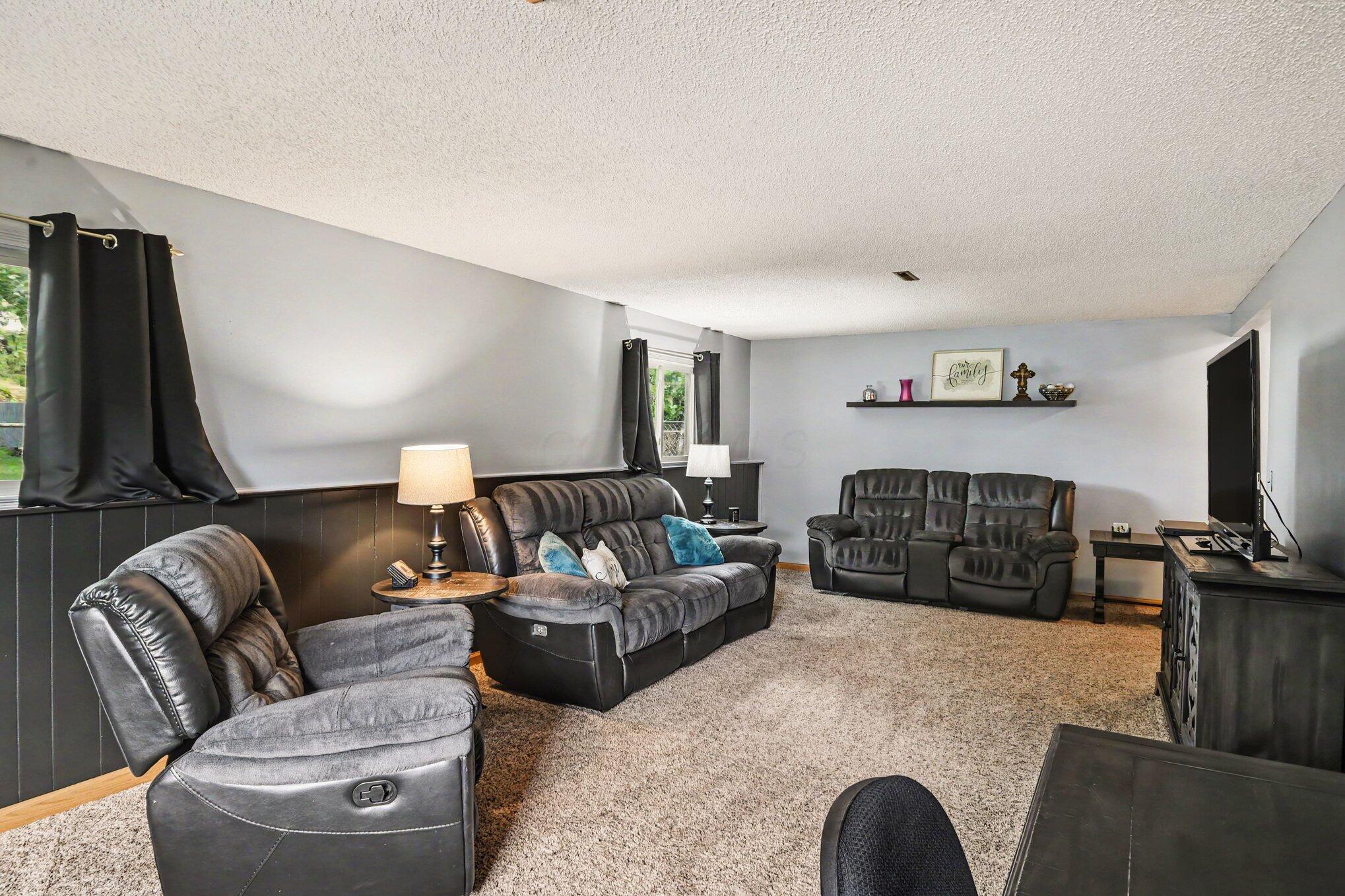 510 Long Road Pickerington, OH 43147 - Photo 21 of 45 027_file_4591