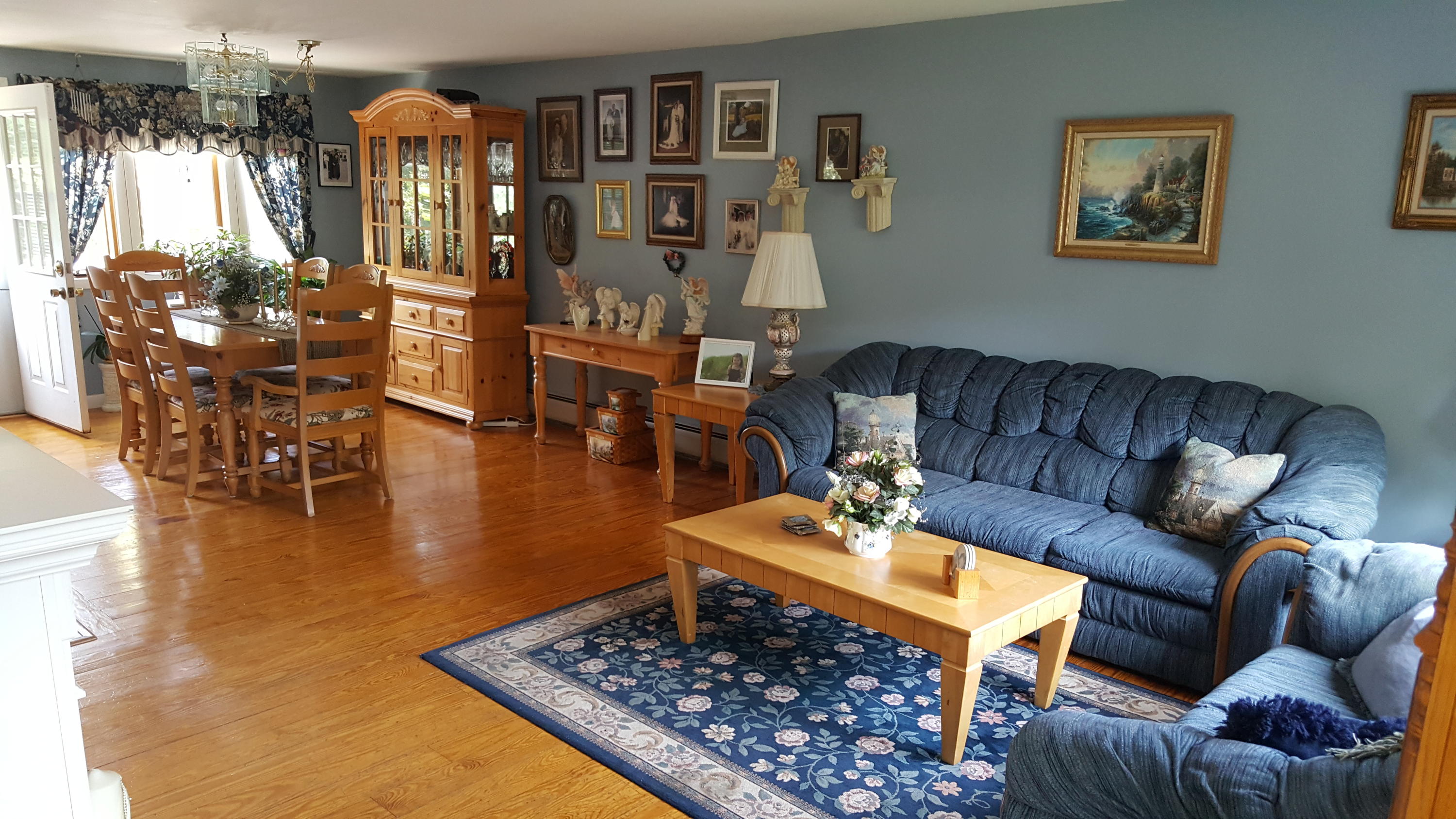 4 Tradewind Drive Mashpee, MA 02649 - Photo 2 of 14 20170912_125626_001