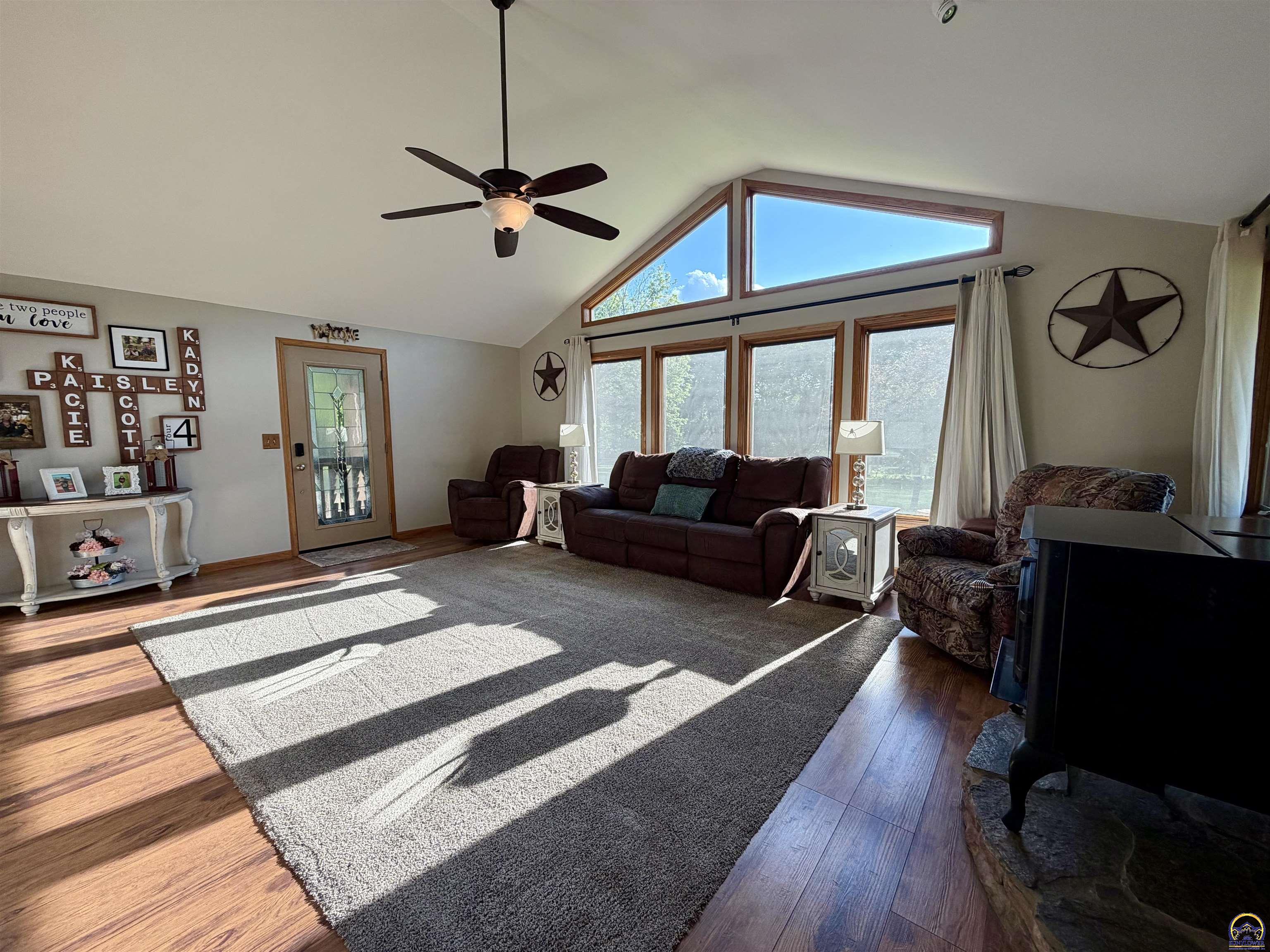 7030 Northwest Valencia Road Silver Lake, KS 66539 - Photo 9 of 34