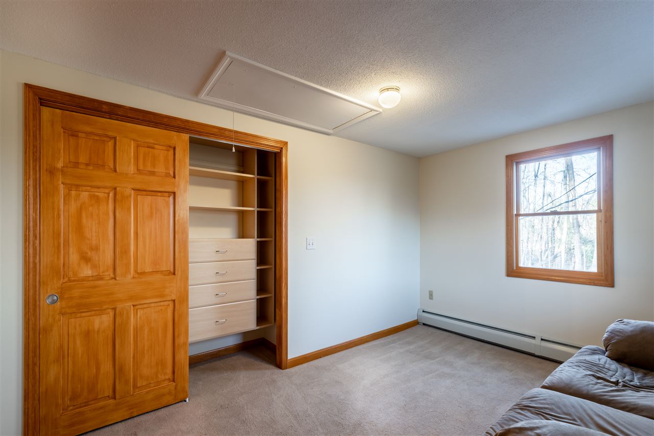 65 Roby Road Goffstown, NH 03045 - Photo 17 of 26