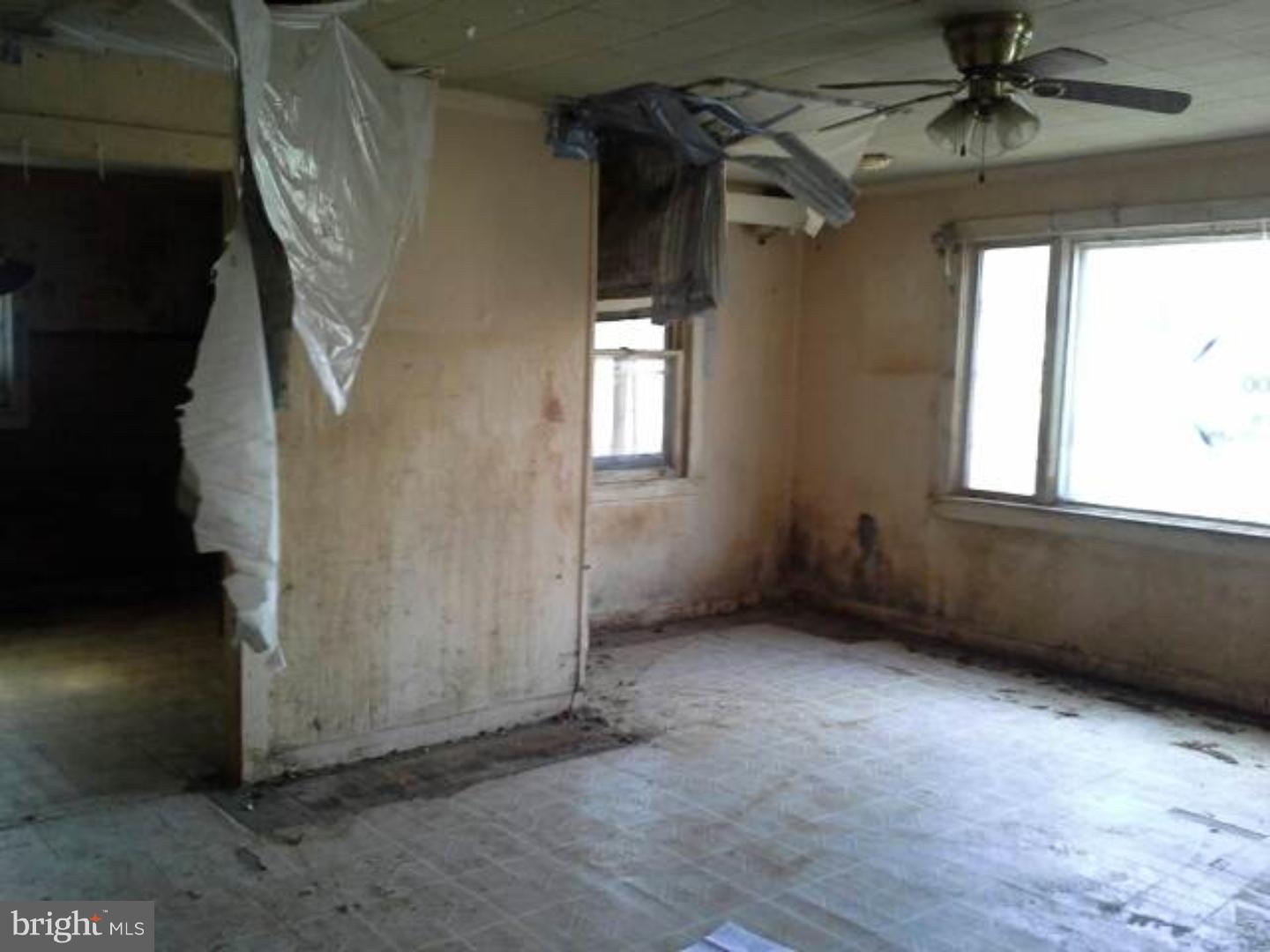 165 Old State Road Reading, PA 19606 - Photo 4 of 6