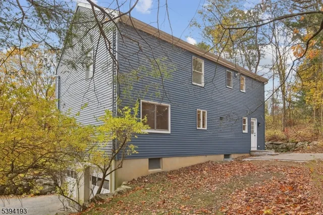 $588,880 | 24 Arapaho Trail, Sparta, NJ 07871