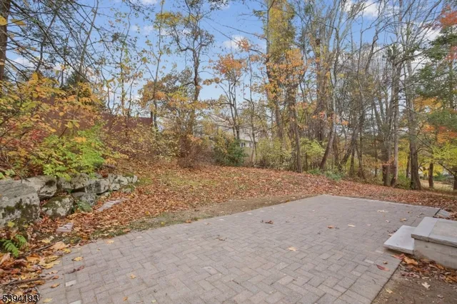 $588,880 | 24 Arapaho Trail, Sparta, NJ 07871