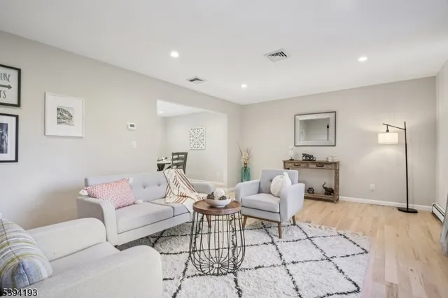 $588,880 | 24 Arapaho Trail, Sparta, NJ 07871