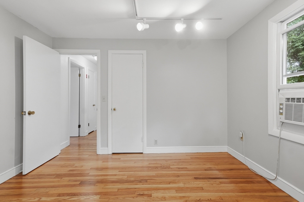 18 Forrest Road Topsfield, MA 01983 - Photo 23 of 38