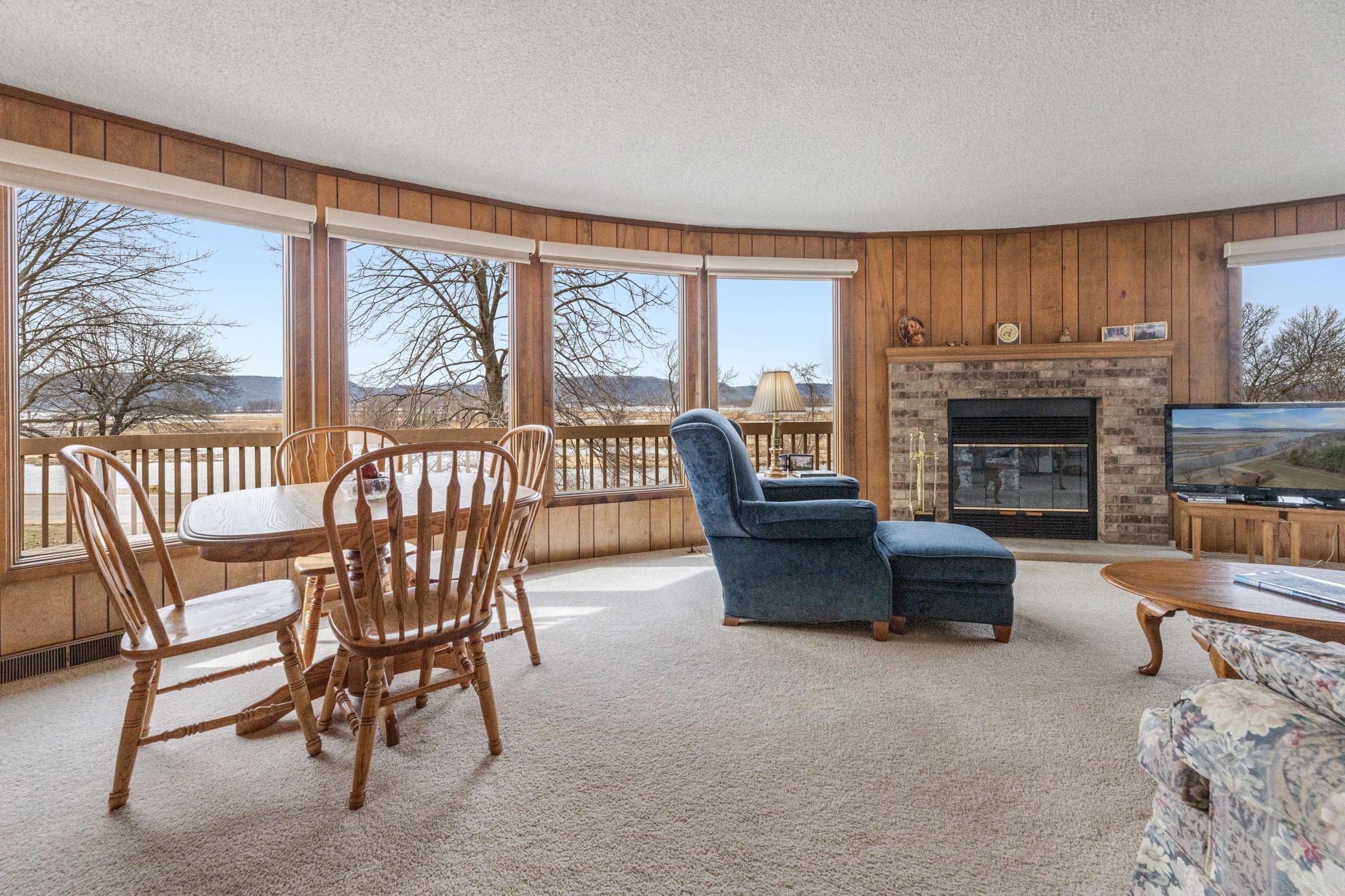 1149 South River Road Cochrane, WI 54622 - Photo 5 of 30