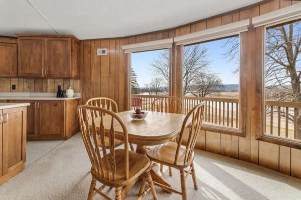 $499,900 | 1149 South River Road, Cochrane, WI 54622