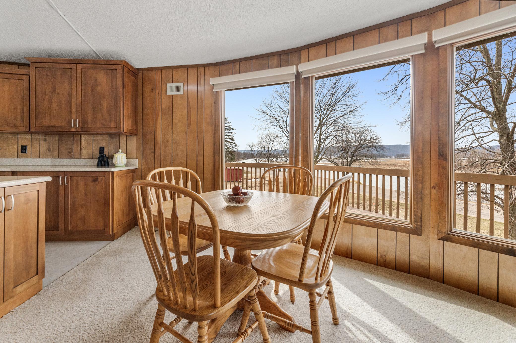 1149 South River Road Cochrane, WI 54622 - Photo 6 of 30