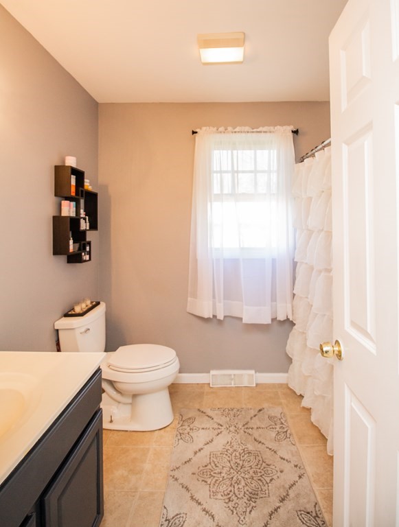 2009 East Street Three Rivers, MA 01080 - Photo 26 of 30