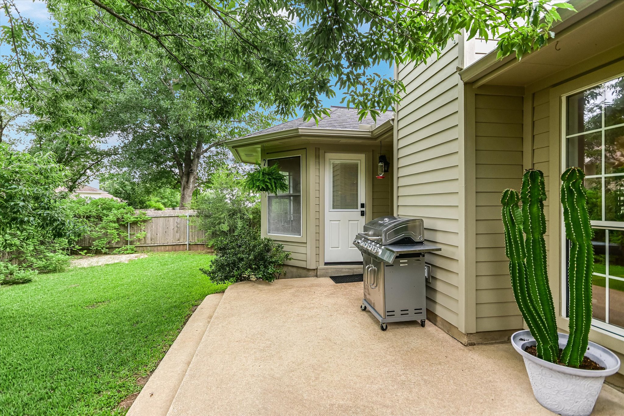 9225 Edwardson Lane Austin, TX 78749 - Photo 18 of 21