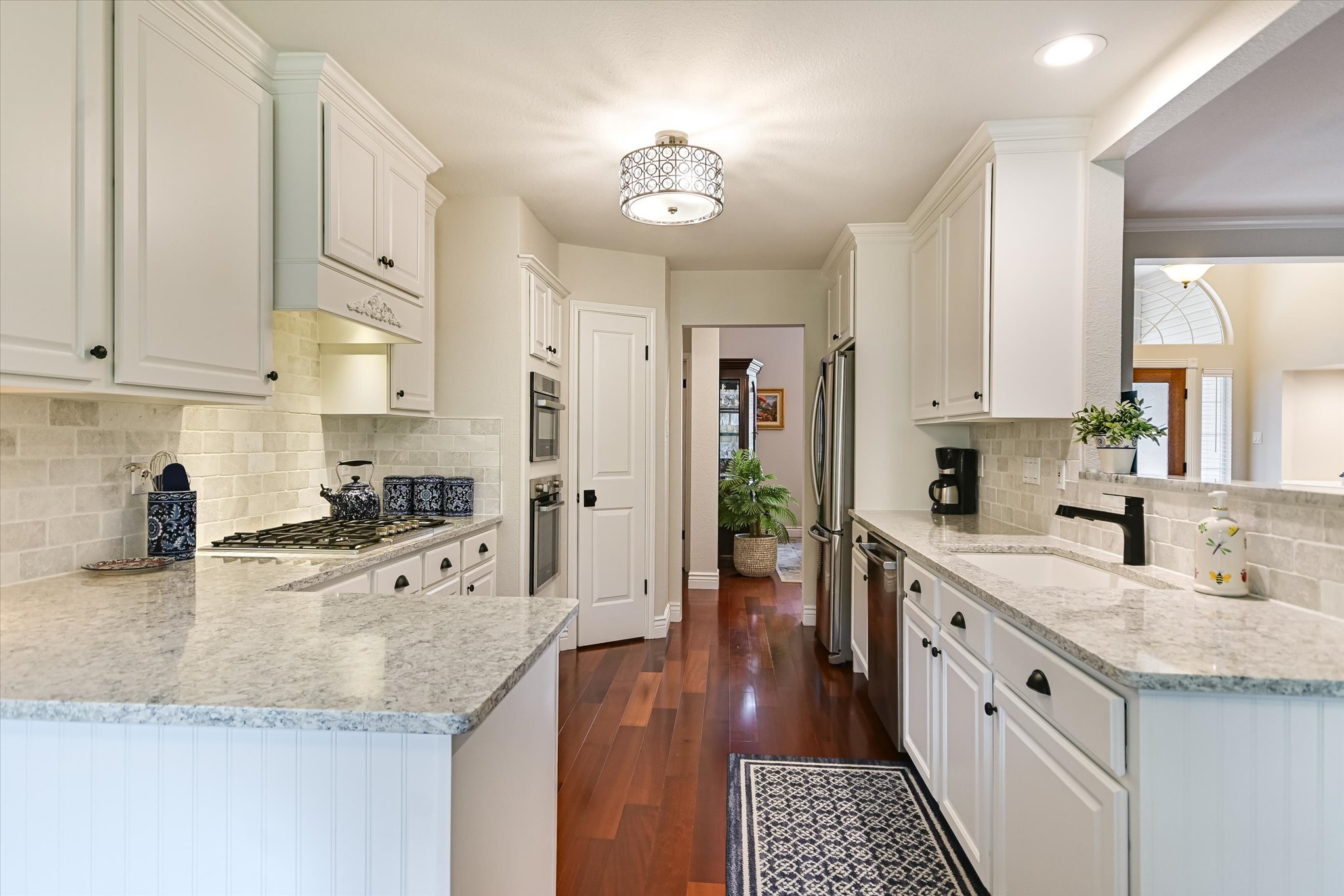 9225 Edwardson Lane Austin, TX 78749 - Photo 8 of 21