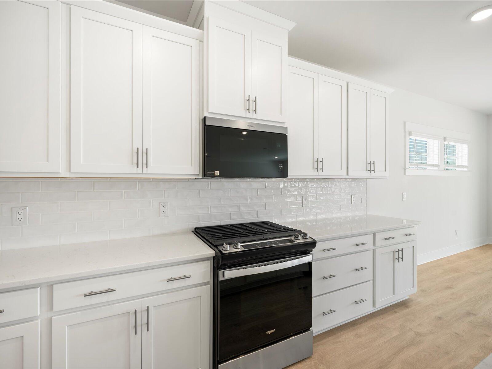 360 Calm Water Way Summerville, SC 29486 - Photo 5 of 11 24-DSC09413