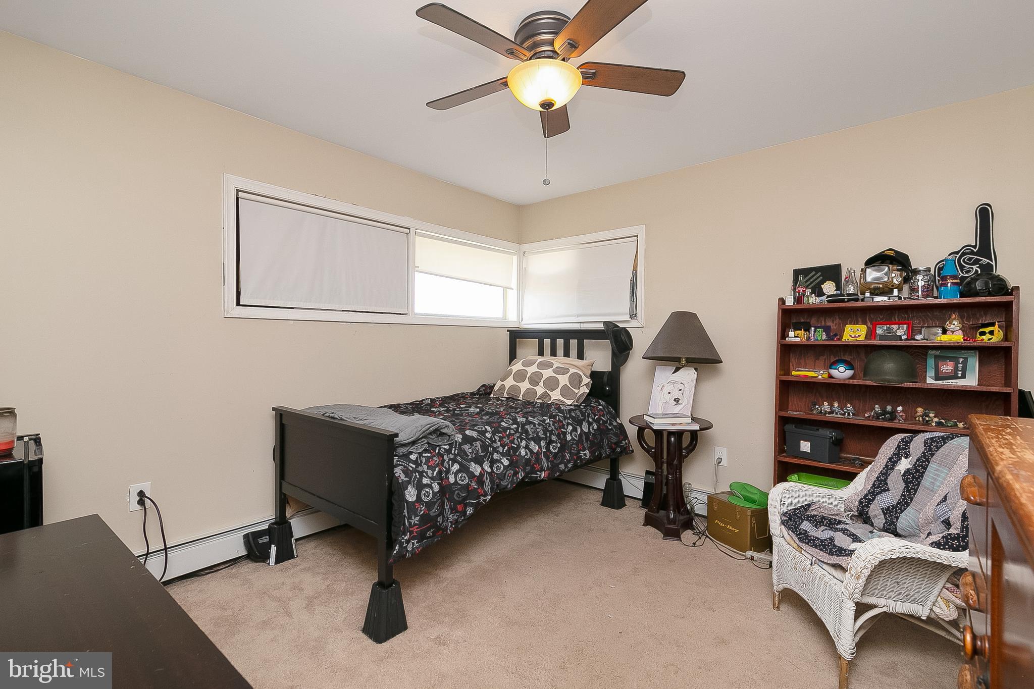 6 Ice Pond Road Levittown, PA 19057 - Photo 17 of 34 Gallery Image 17