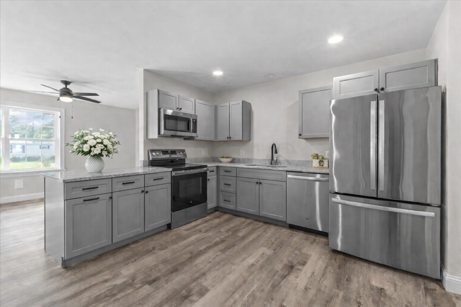 7 Willys Lane, Unit 102 Milton, VT 05468 - Photo 5 of 31