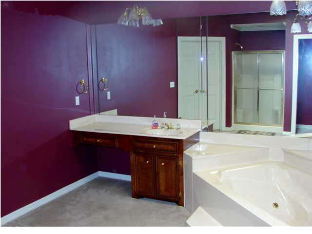 279 Parks Road Raymond, MS 39154 - Photo 30 of 33 Vanity Area