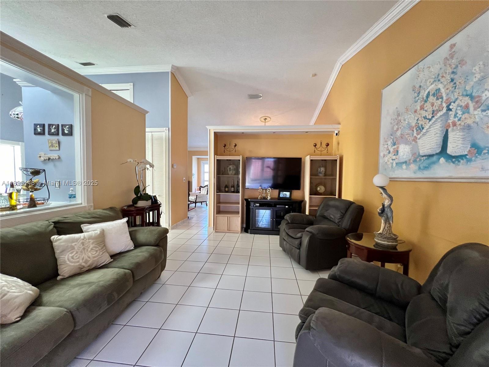 14352 Southwest 90th Street Miami, FL 33186 - Photo 19 of 25