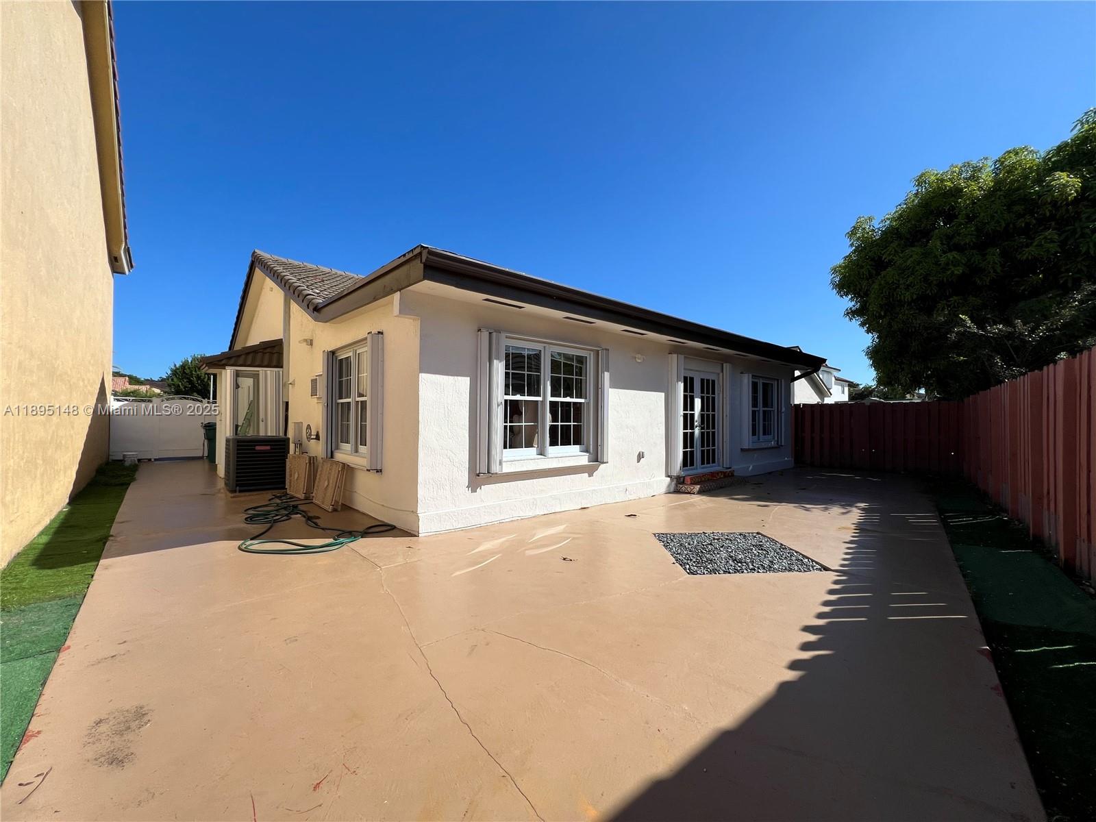 14352 Southwest 90th Street Miami, FL 33186 - Photo 24 of 25