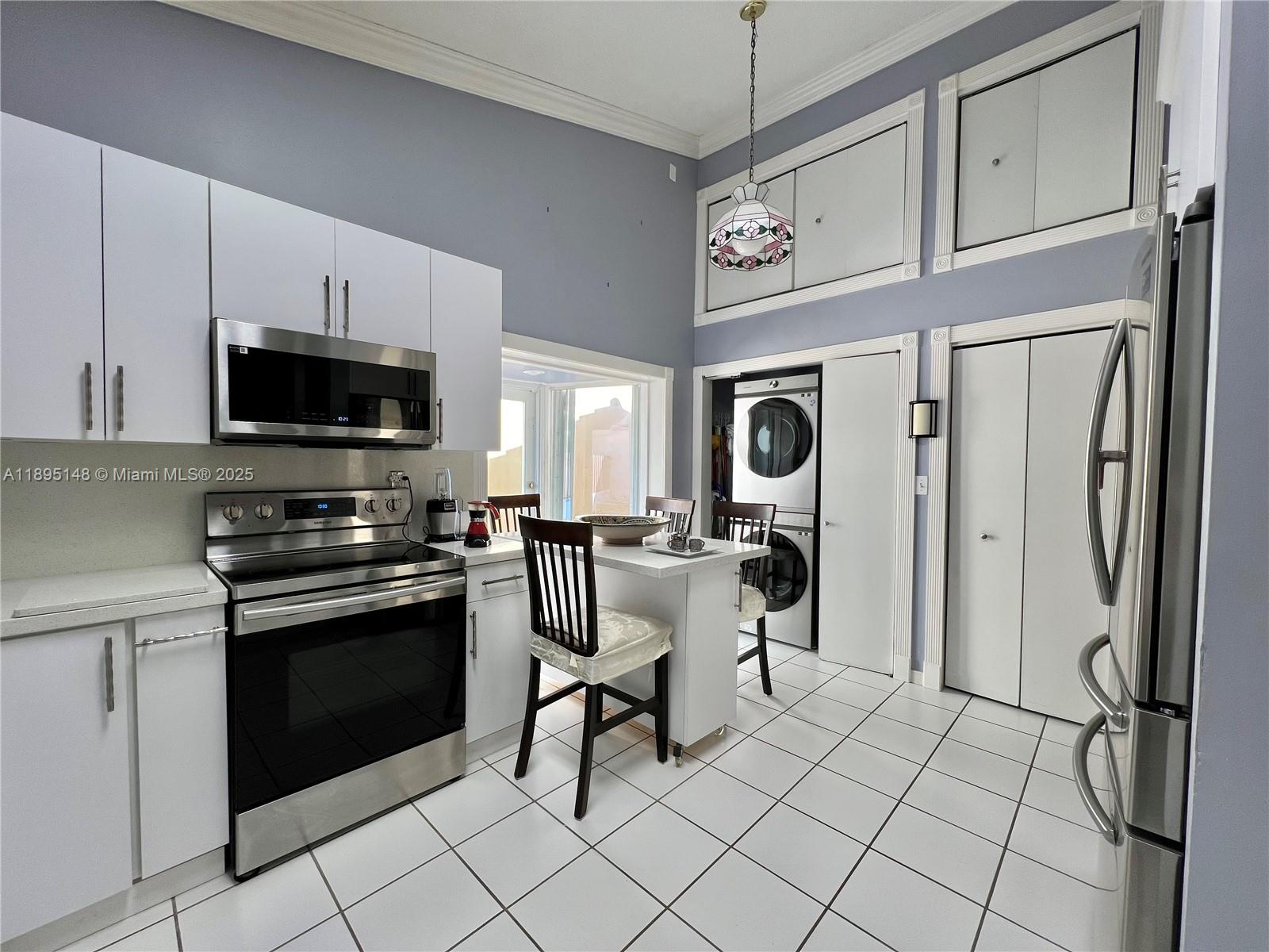 14352 Southwest 90th Street Miami, FL 33186 - Photo 3 of 25