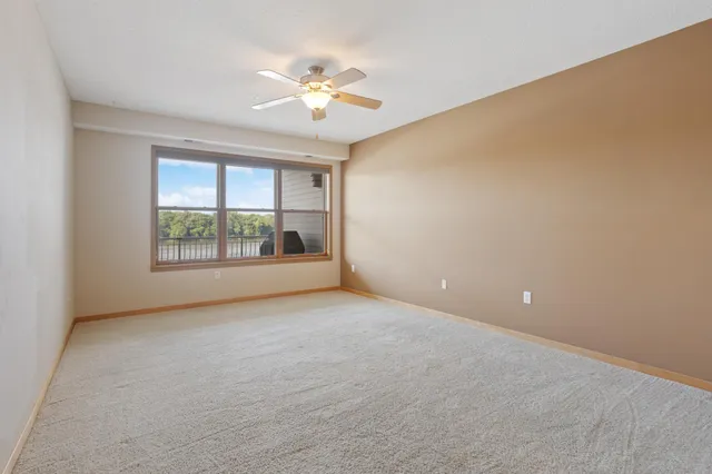 $599,000 | 150 Front Street, Unit 323, Prescott, WI 54021