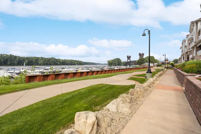 $599,000 | 150 Front Street, Unit 323, Prescott, WI 54021