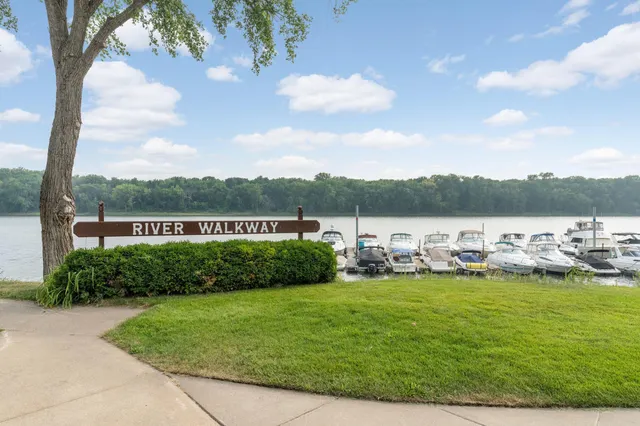 $599,000 | 150 Front Street, Unit 323, Prescott, WI 54021