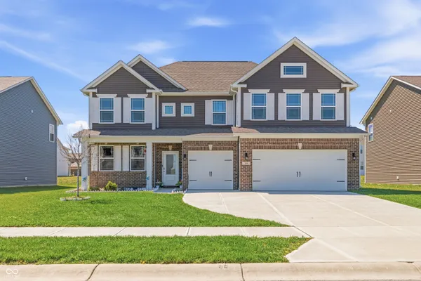 $450,000 | 180 Walker Drive, Whiteland, IN 46184