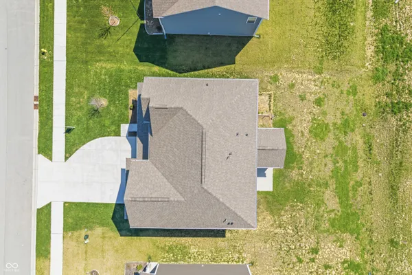 $435,000 | 180 Walker Drive, Whiteland, IN 46184