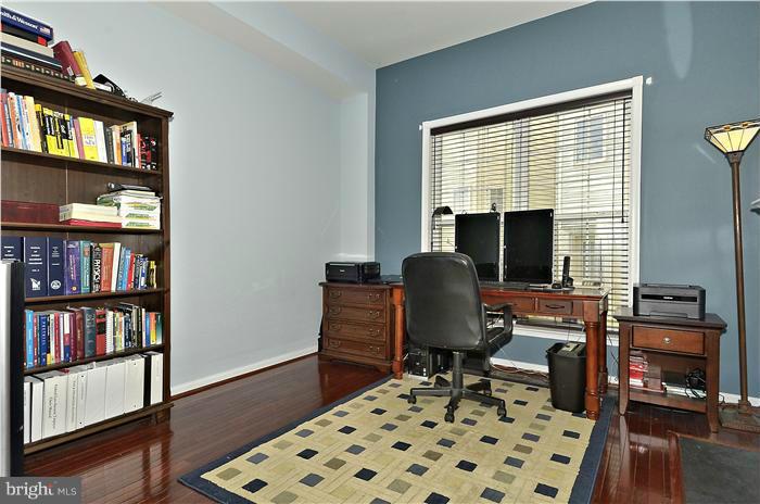 9083 Furey Road Lorton, VA 22079 - Photo 12 of 29 Interior (General)