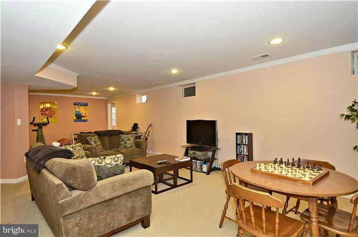 9083 Furey Road Lorton, VA 22079 - Photo 19 of 29 Interior (General)