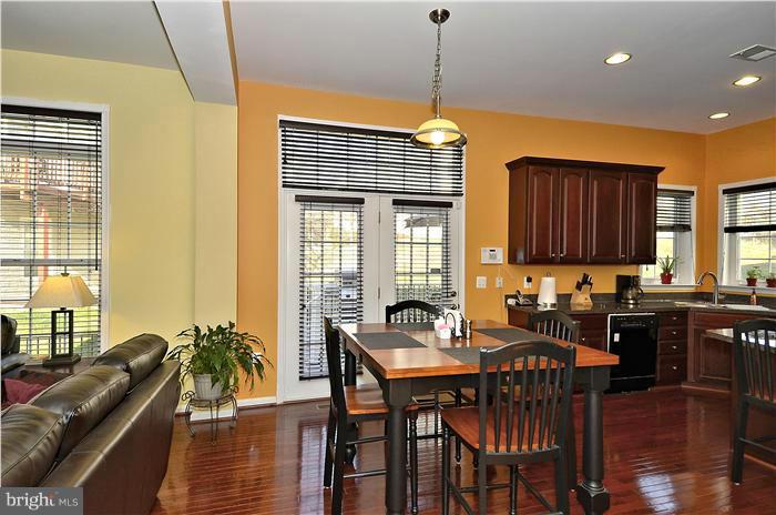 9083 Furey Road Lorton, VA 22079 - Photo 6 of 29 Interior (General)