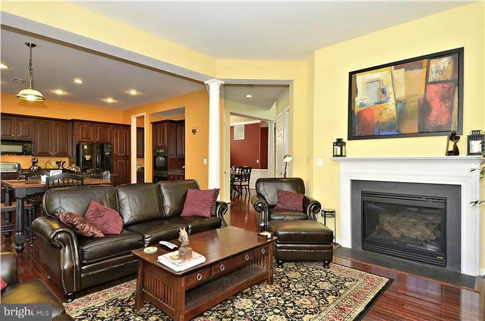 9083 Furey Road Lorton, VA 22079 - Photo 9 of 29 Interior (General)