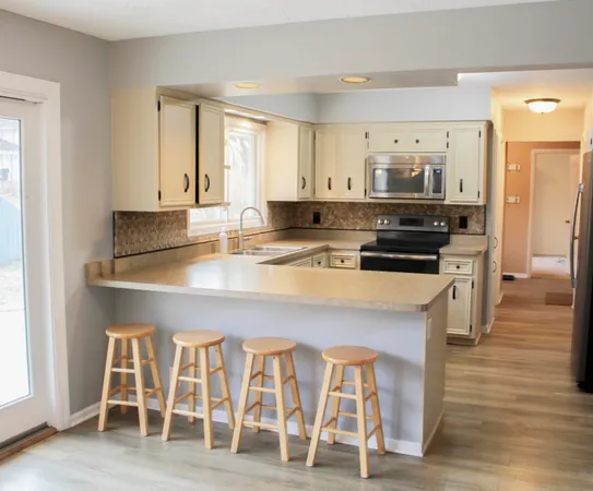 $719,000 | W3490 Oakwood Drive, Geneva, WI 53147