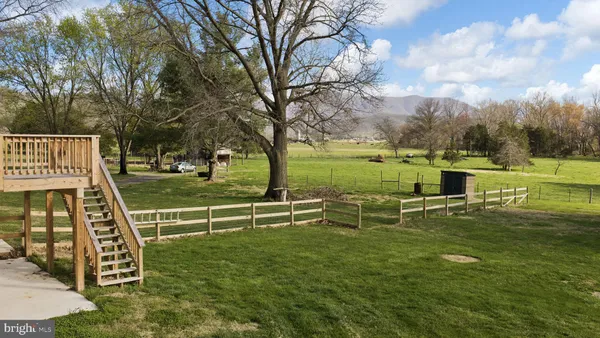 $424,000 | 300 Martin Street, Luray, VA 22835