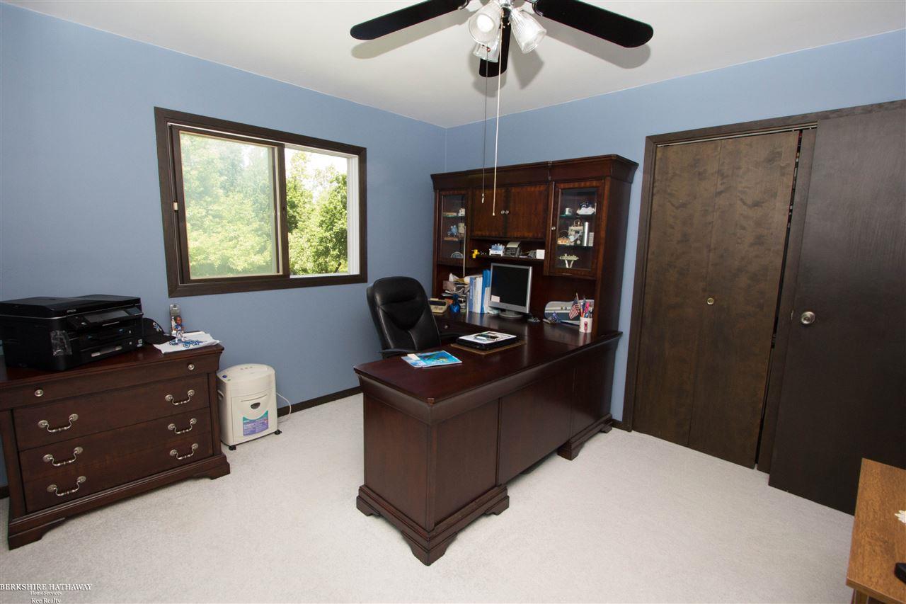 3828 Kidder Road Almont, MI 48003 - Photo 8 of 16 31323172-7.JPG