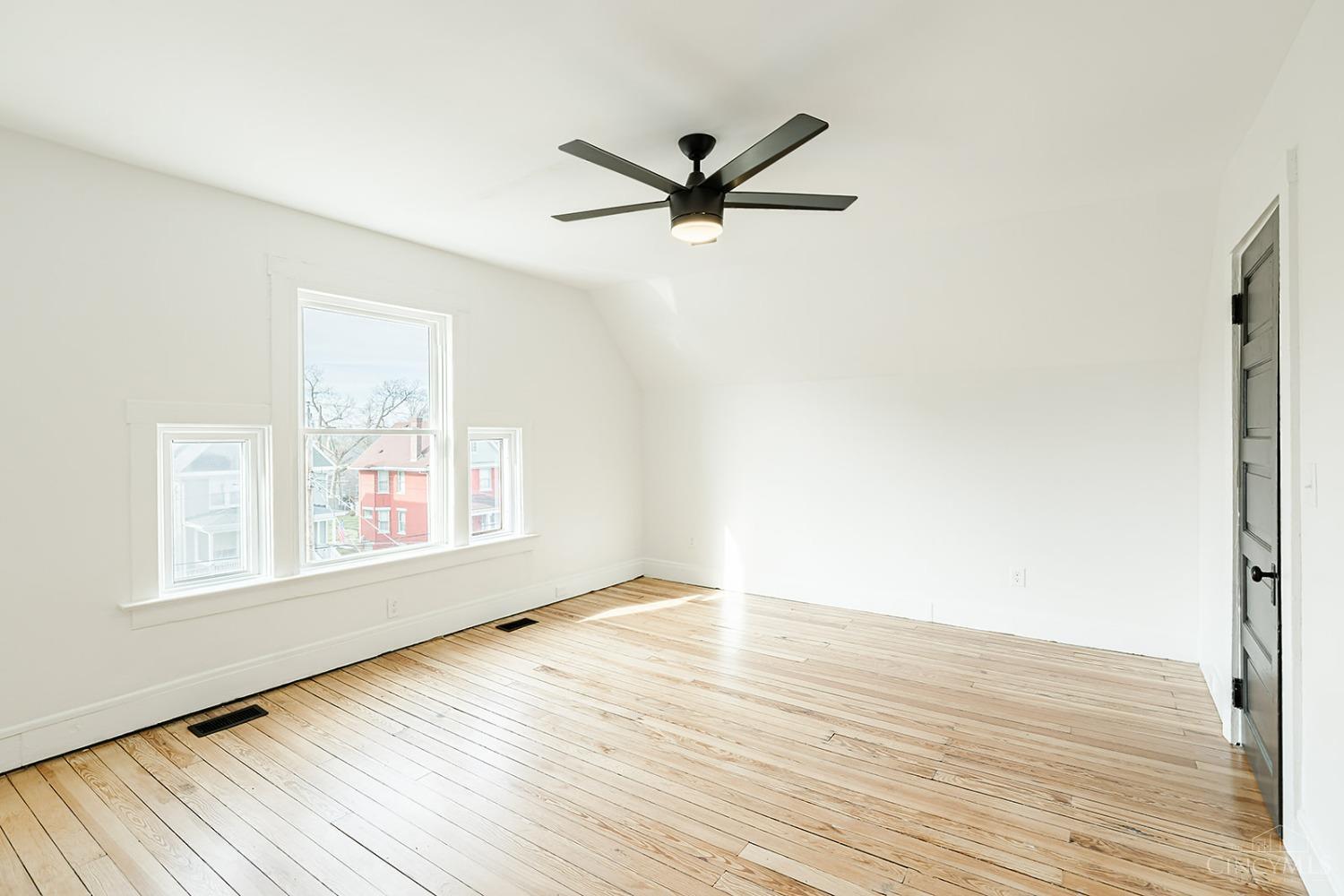 1544 Ruth Avenue Cincinnati, OH 45207 - Photo 40 of 44 Gallery Image 40