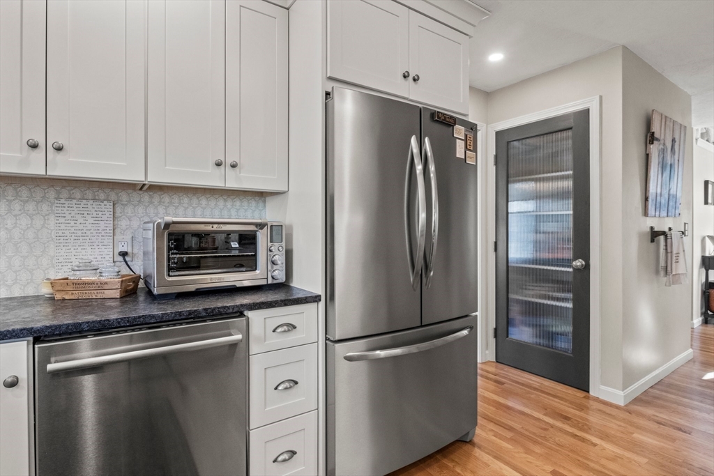 6 Aspen Road, Unit 6 Bourne, MA 02532 - Photo 11 of 35