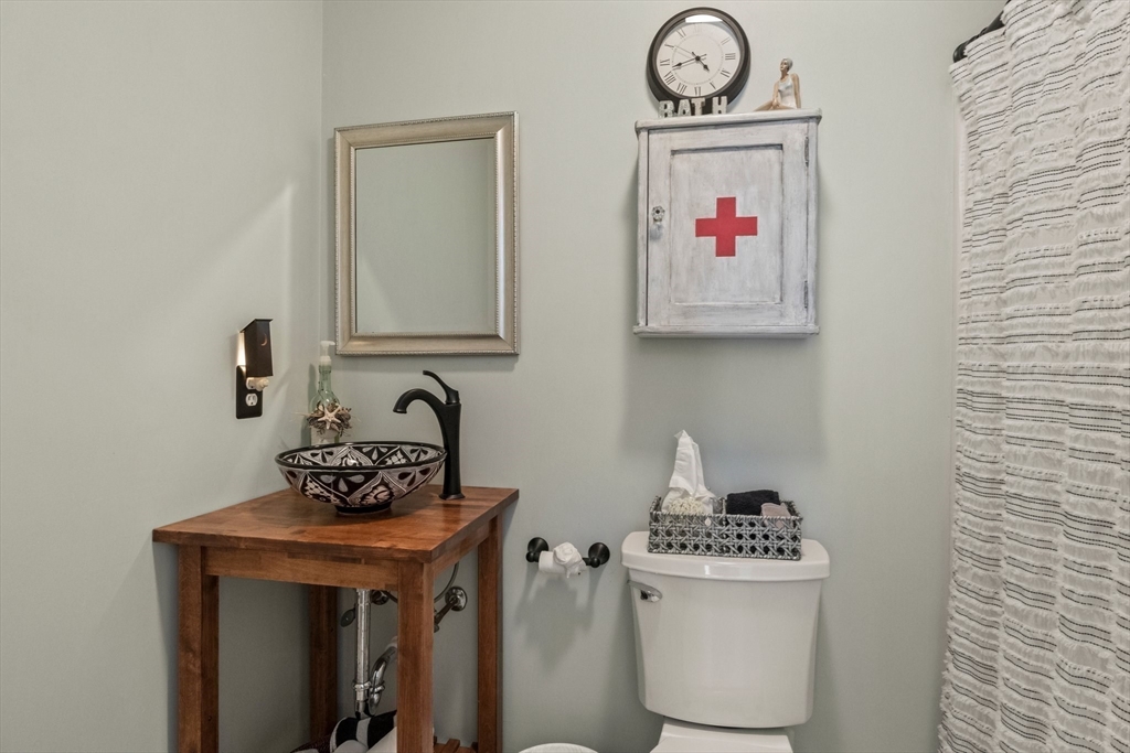 6 Aspen Road, Unit 6 Bourne, MA 02532 - Photo 21 of 35