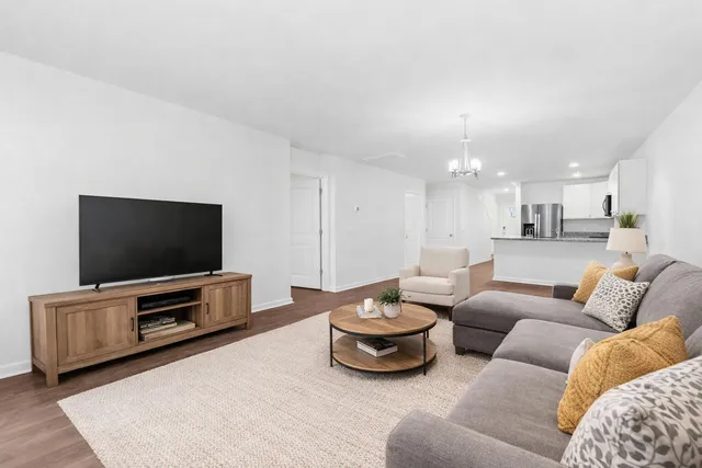 $307,500 | 517 Golden Embers Way, Summerville, SC 29486