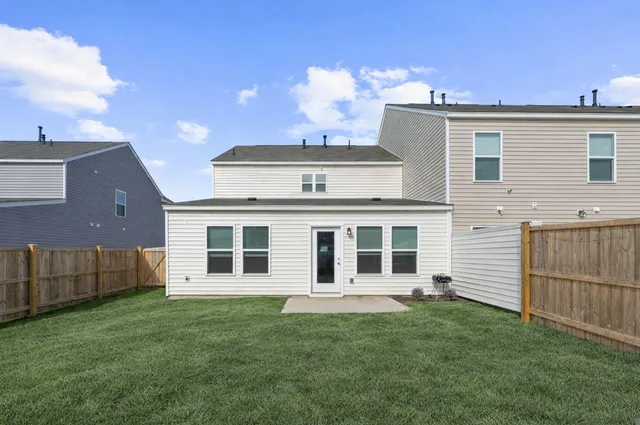 $307,500 | 517 Golden Embers Way, Summerville, SC 29486