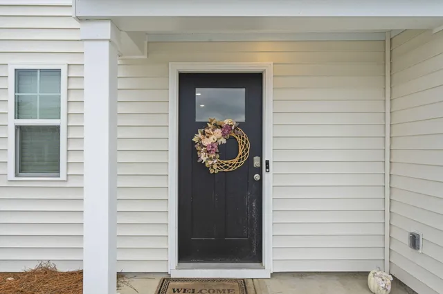 $307,500 | 517 Golden Embers Way, Summerville, SC 29486