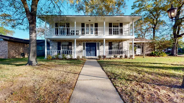 $2,900 | 347 Forest Lake Drive, Seabrook, TX 77586