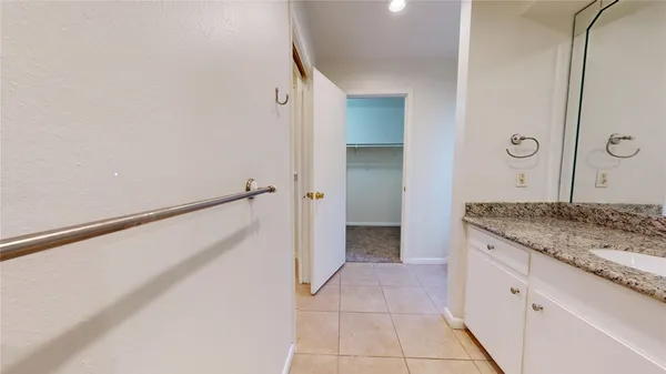 $2,900 | 347 Forest Lake Drive, Seabrook, TX 77586