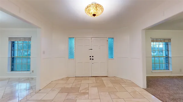 $2,900 | 347 Forest Lake Drive, Seabrook, TX 77586