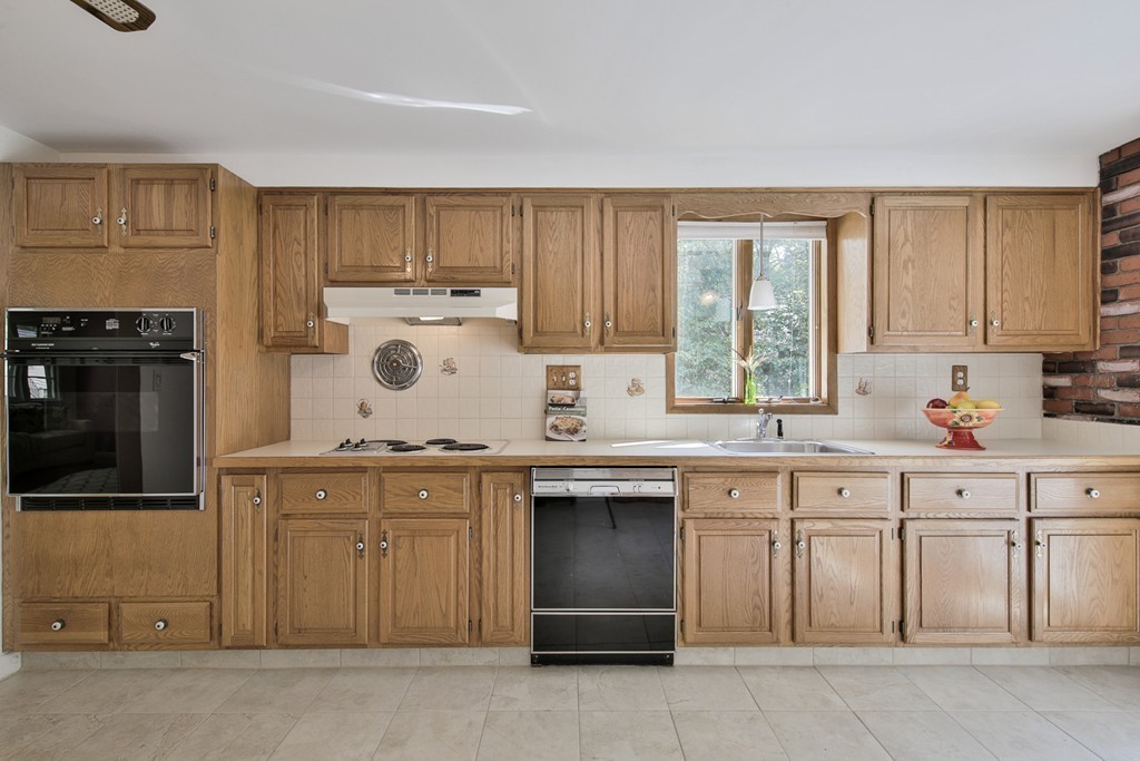 20 Peter Road North Reading, MA 01864 - Photo 12 of 23 Gallery Image 12